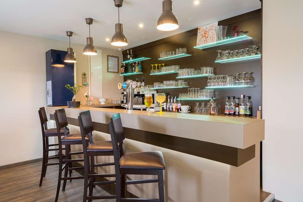 The Originals City Le Relais Des Carnutes Brezolles Verneuil Sur Avre Restaurant photo