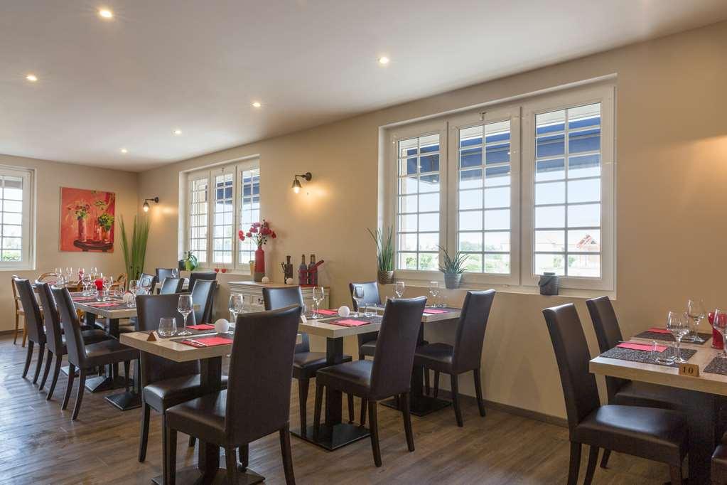 The Originals City Le Relais Des Carnutes Brezolles Verneuil Sur Avre Restaurant photo